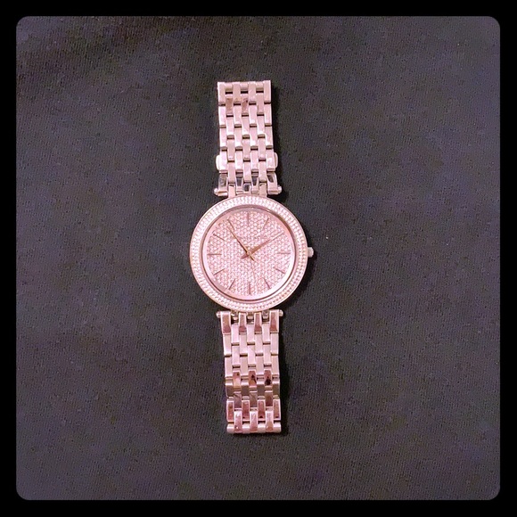 Michael Kors watch - Picture 1 of 3